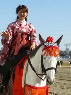 川崎競馬の誘導馬　正月和服Ｖｅｒ　トーチくん２