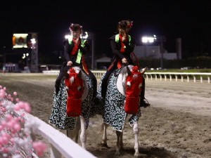 川崎競馬の誘導馬　１月開催　獅子舞　夜Ｖｅｒ　１