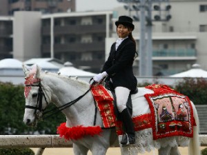 川崎競馬の誘導馬　３月開催　ひなまつりＶｅｒ　ユーちゃん　３