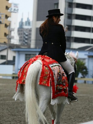 川崎競馬の誘導馬　３月開催　ひなまつりＶｅｒ　ユーちゃん　５