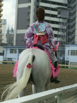 川崎競馬の誘導馬　７月後半開催　朝顔＆浴衣　ユーちゃん２