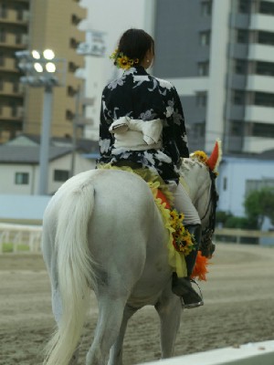 川崎競馬の誘導馬　８月開催　ひまわりＶｅｒ　ユーちゃん　２