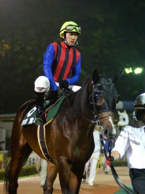 金沢競馬代表　吉原寛人騎手